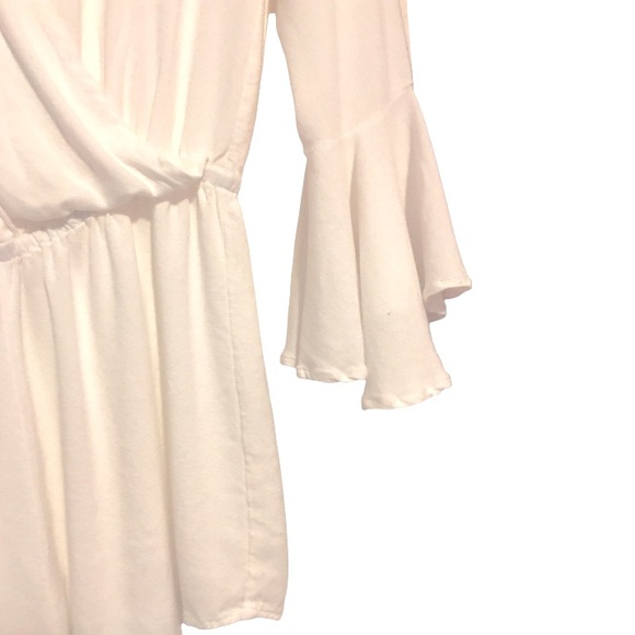 INDAH Parnell Bell Sleeve Cocktail Romper - Picture 5 of 7